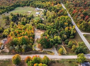 19055 Paradise Ridge Trl, Traverse City, MI 49684