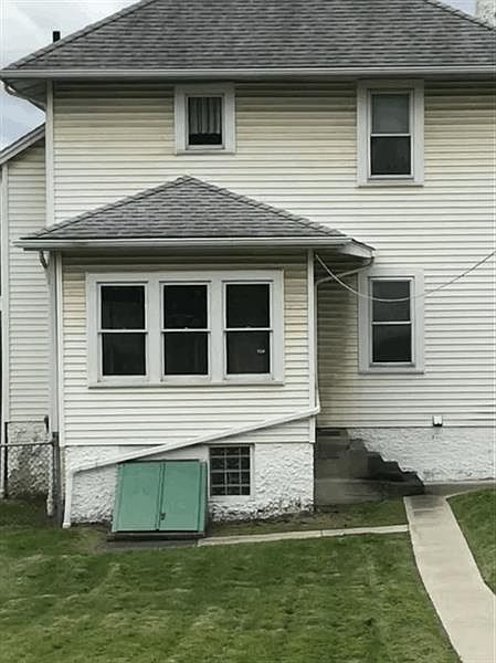 2nd image of 670 Duncan Ave