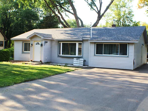 2671 Midvale Pl E, Maplewood, MN 55119