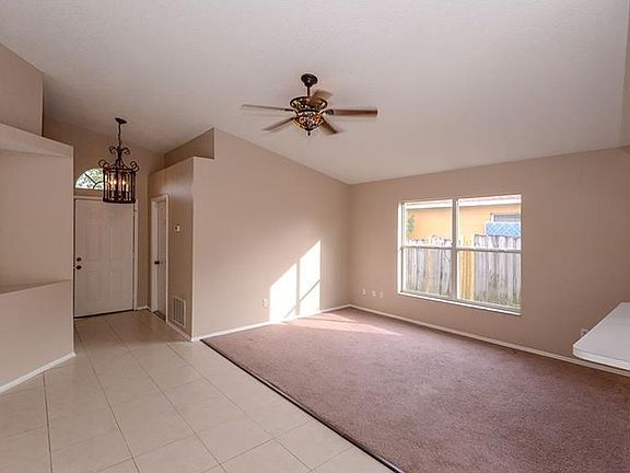4th image of 13651 Glasser Ave