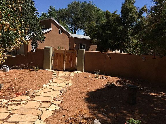 3rd image of 132 Cottonwood Ln