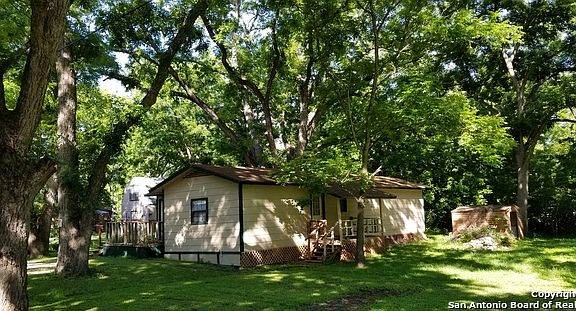 5th image of 324 Placid Cove Dr