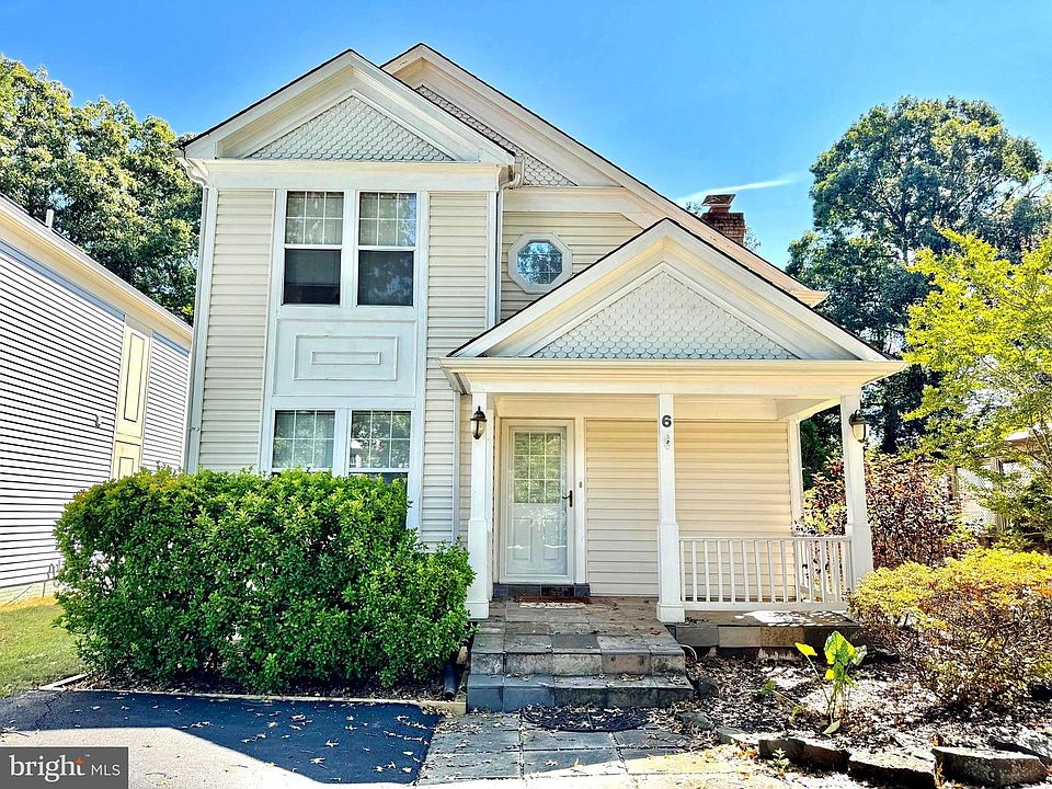 1st image of 6 Oakdale Ct
