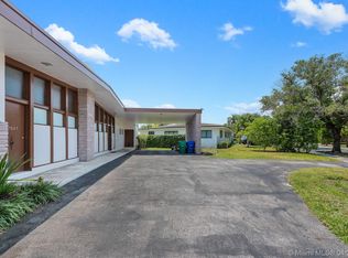 58 W Shore Dr, Miami, FL 33133