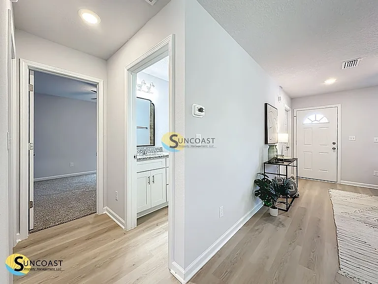 1336 W 30th St — Photo 19