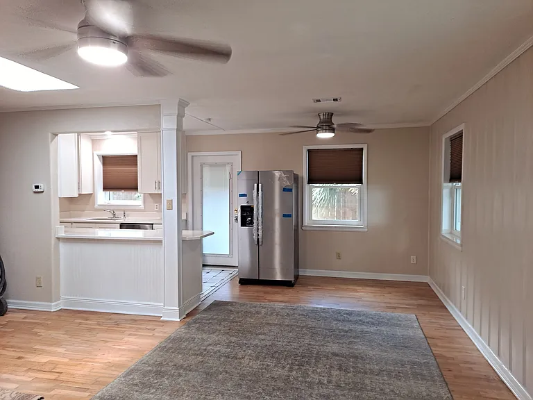 1008 Bay Blvd — Photo 9