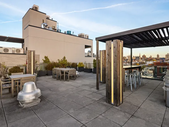 251 1st Street image 15 of 19