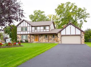 155 Yorktown Dr, Webster, NY 14580