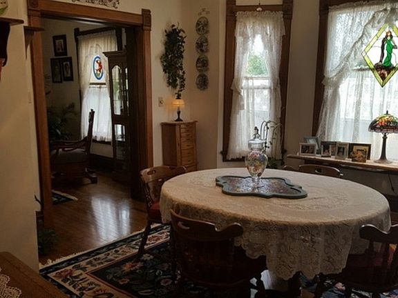 4th image of 527 Tonti St