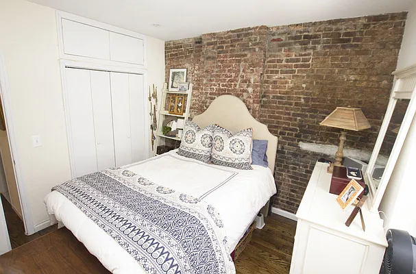 Rented by Jonis Realty | media 13