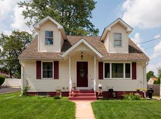 118 Corey St, Fords, NJ 08863