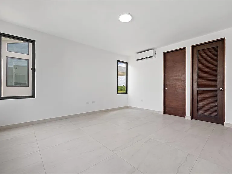 939 Isla Norte — Photo 18