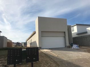 110 Upper Woods Dr, Laredo, TX 78041