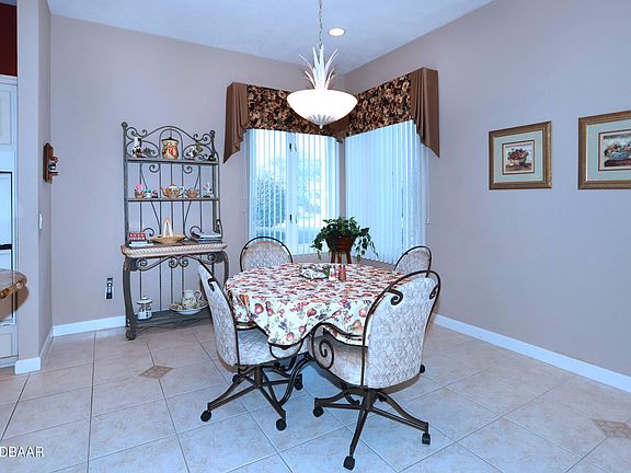 4th image of 45 Bay Pointe Dr