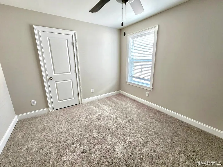 8506 Melbourne Way — Photo 14