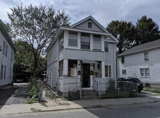 31 Loring St, Springfield, MA 01105