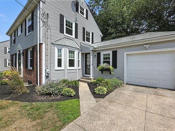 4th image of 21 Don Ave
