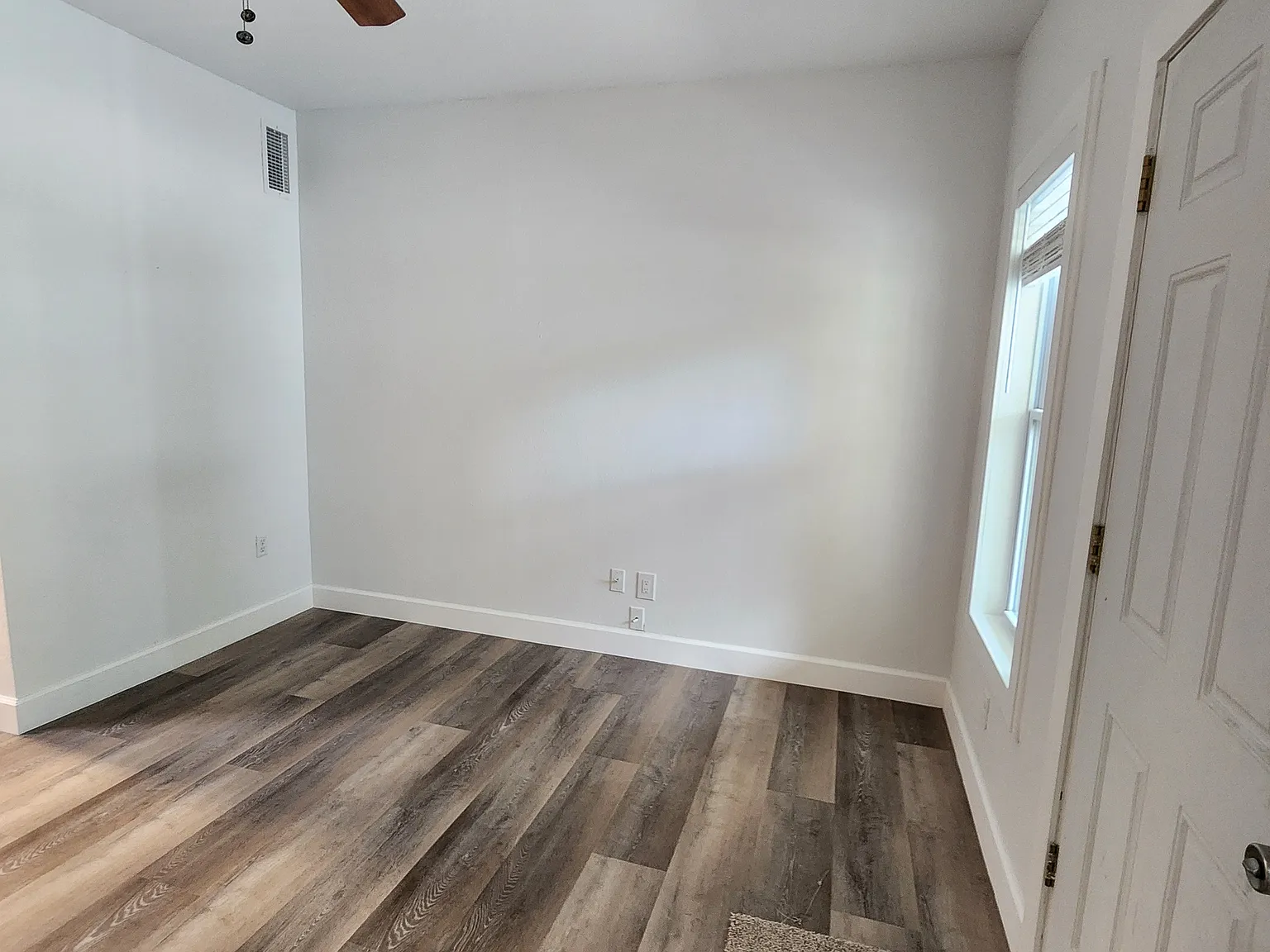 2 bed, 700 sqft, $1,800 — Photo 4