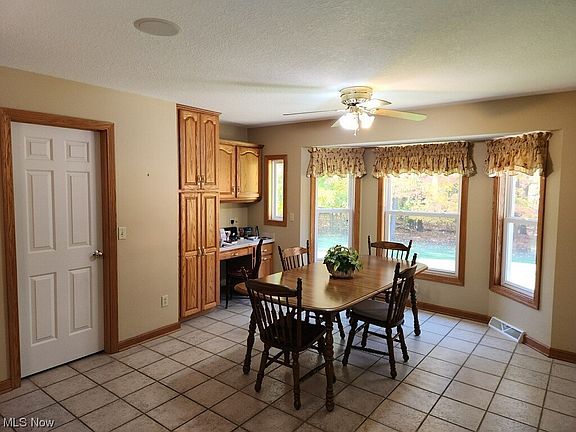 5th image of 2508 Forest Springs Dr SE