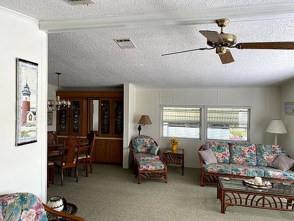 5th image of 909 SE Serendipity Pl #307