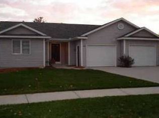 68 Haras Ct SW, Grand Rapids, MI 49548