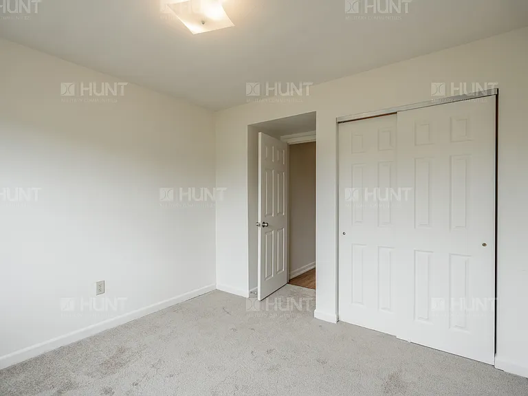 148 Kentucky Cir — Photo 9