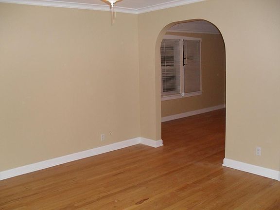 Entry Way between Living Room and Dining Room