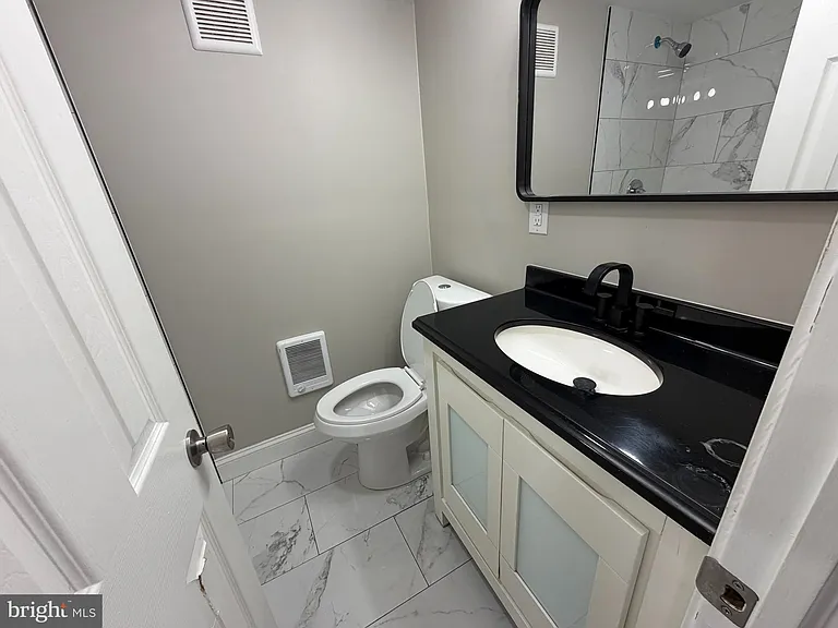 141 S 57th St #GROUND — Photo 11