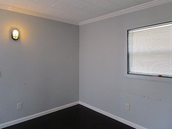 2nd image of 1513 16th St APT 3
