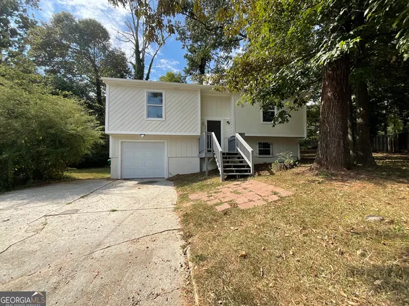 5216 Sweet Air Ln, Stone Mountain, GA 30088