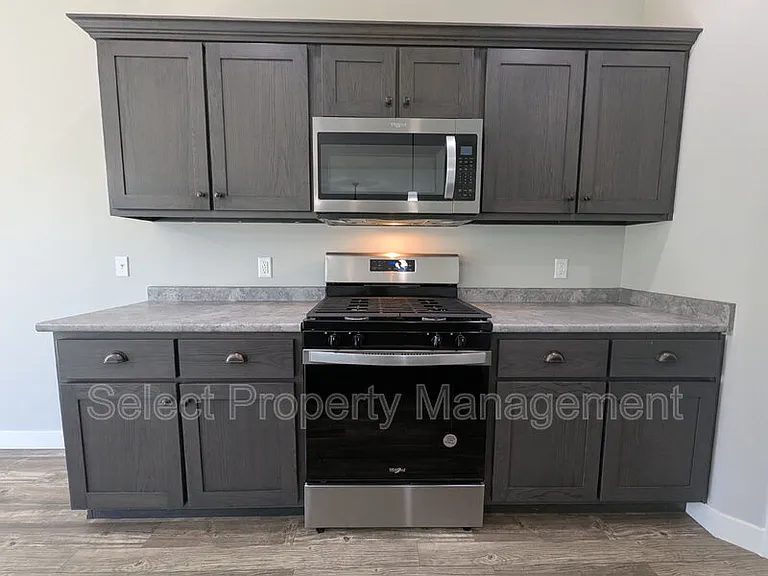1408 Sacred Oak Ct — Photo 11
