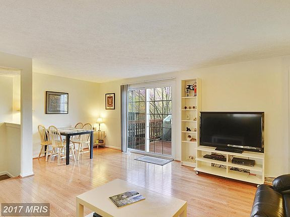 3rd image of 14678 Stone Crossing Ct