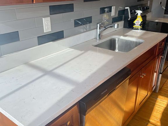 4th image of 2415 Ballentine Blvd APT 101