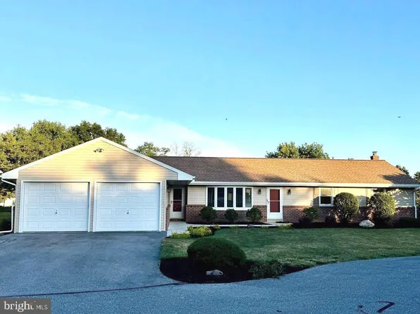 765 Brandt St, Manheim, PA 17545