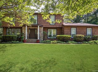 219 Burrs Lane, Dix Hills, NY 11746