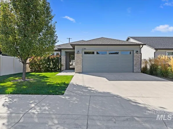 2391 E Kamay Dr, Meridian, ID 83646