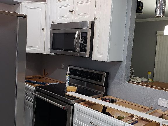 5th image of 2828 Jackson St #B