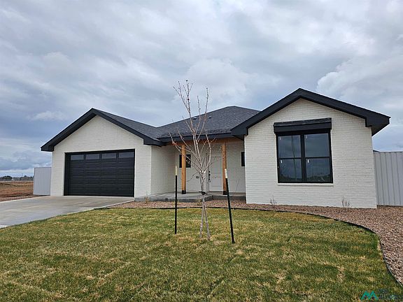 2nd image of 309 Primrose Point