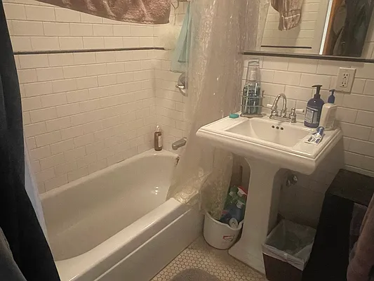 Rented by TZM Realty Properties | media 16