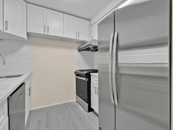 138-35 Elder Avenue image 6 of 27