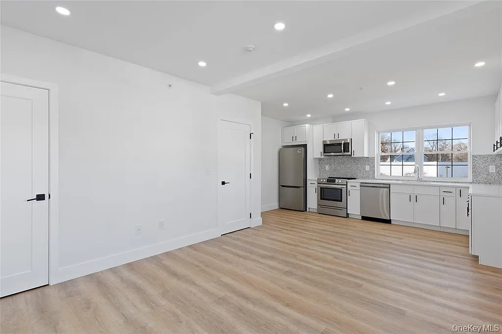 9 Lagrange Ave — Photo 4