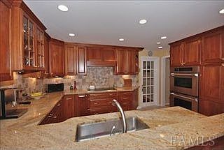 5th image of 6 Granite Brook Dr