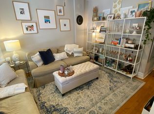 856 N Wolcott Ave APT 1F, Chicago, IL 60622