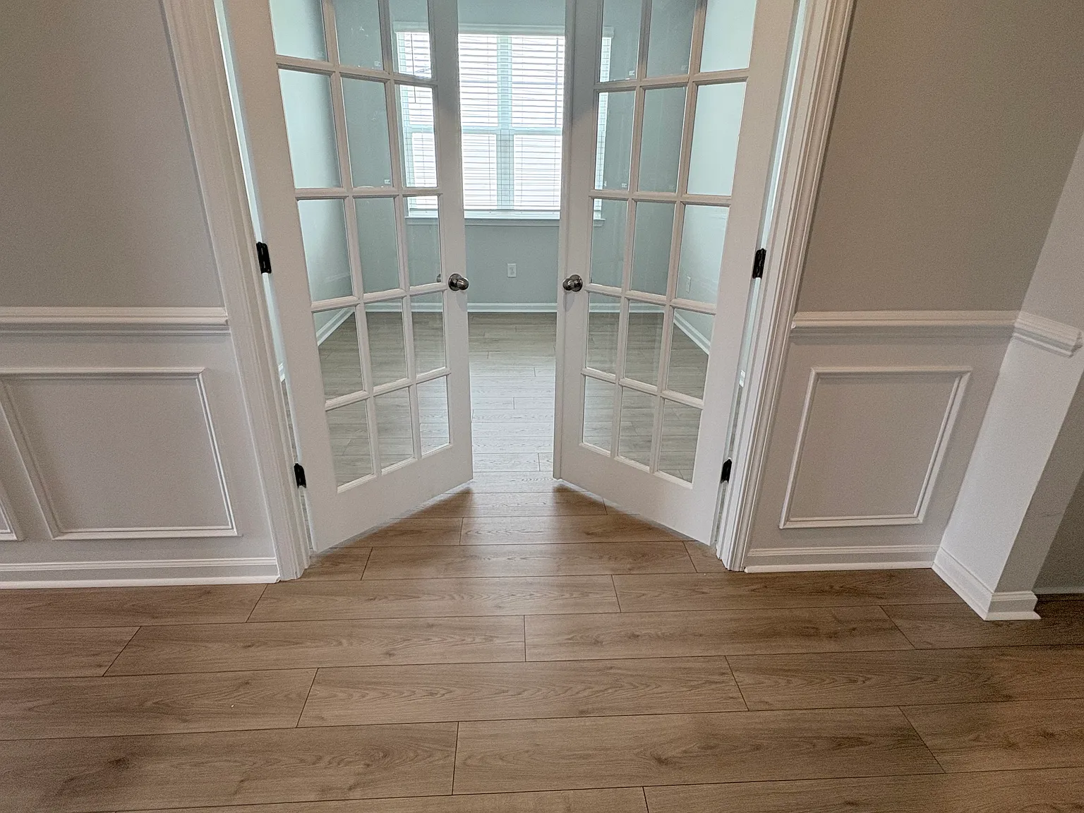 4 bed, 2671 sqft, $2,950 — Photo 4