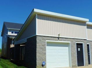 927 McClanahan Ln, Lexington, KY 40509