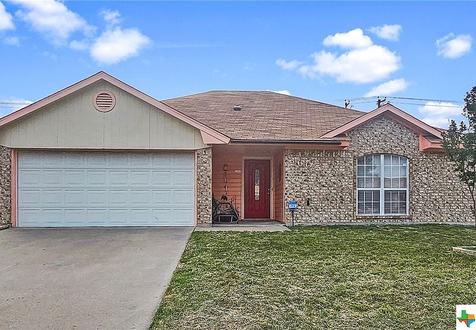 1st image of 3605 Christie Dr
