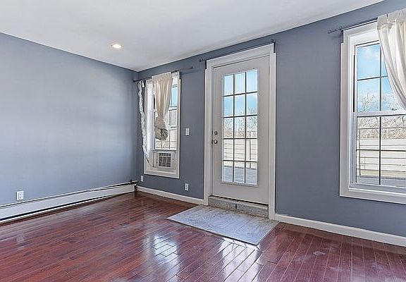 5th image of 314 Madison St #3