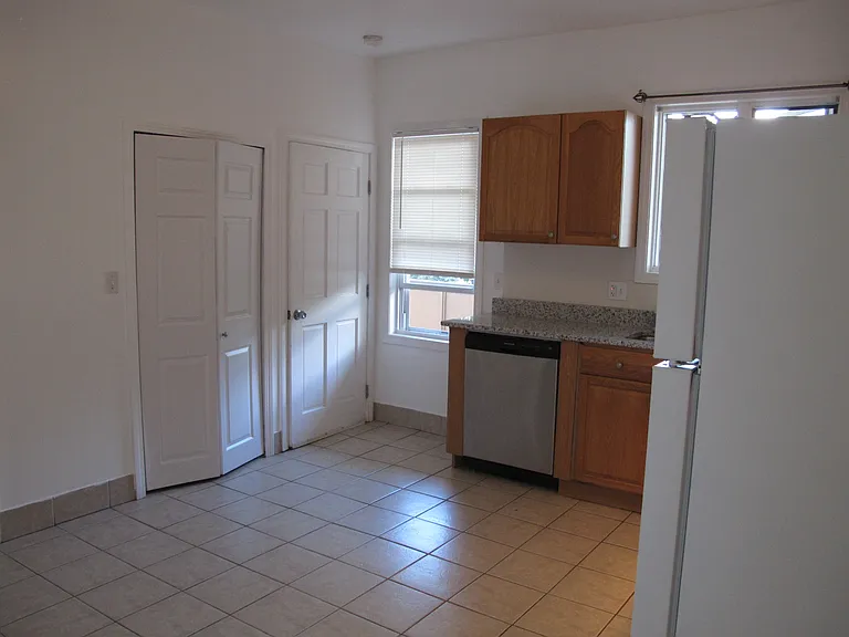 3 Carlisle St #3 — Photo 6