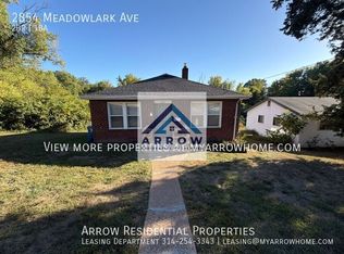 2854 Meadowlark Ave, Saint Louis, MO 63136