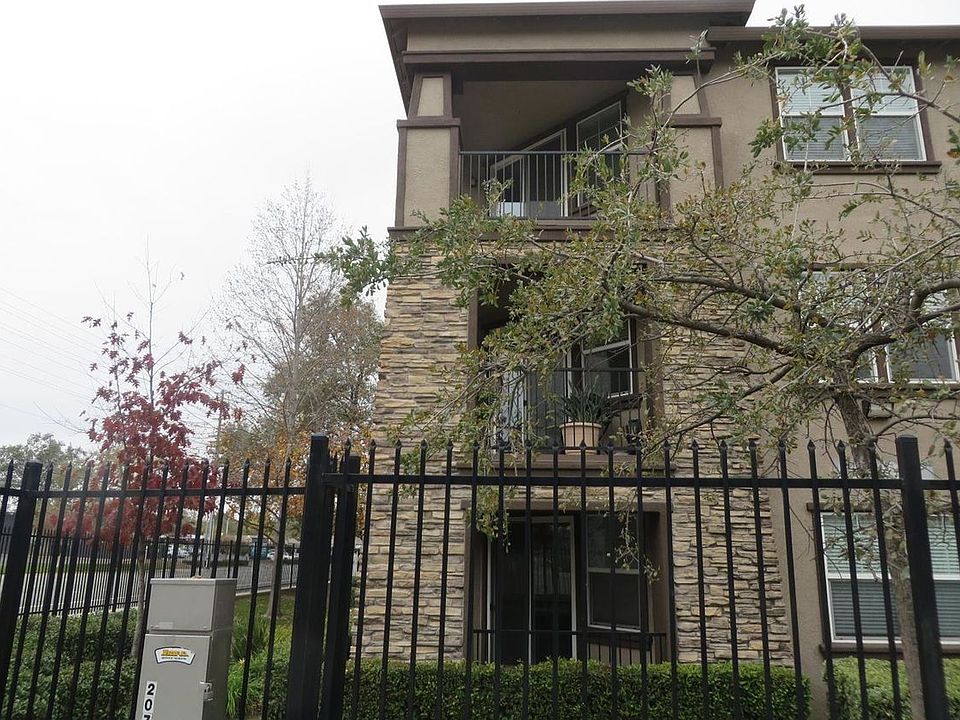 1st image of 12400 Fair Oaks Blvd APT 114